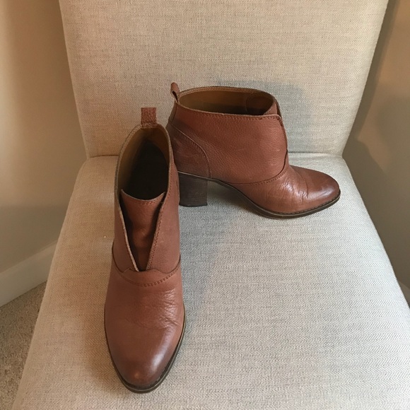 Lucky Brand Shoes - Lucky Brand Brown Boots